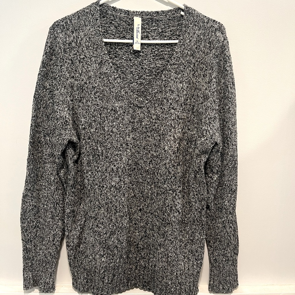 LA Blues Heathered V-neck Sweater (Size:XL)